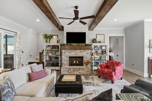 202 Winged Foot Dr, Hideaway, TX 75771