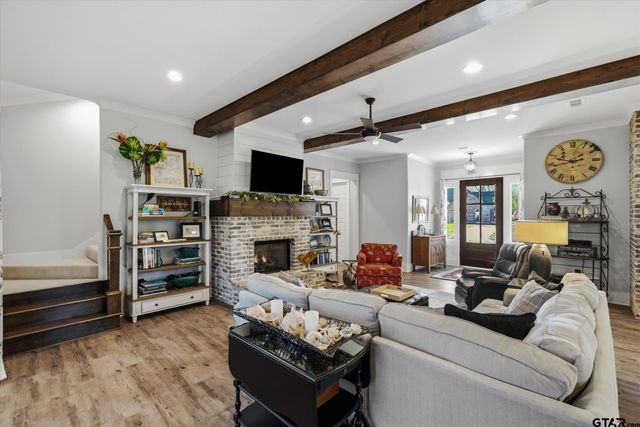 202 Winged Foot Dr, Hideaway, TX 75771