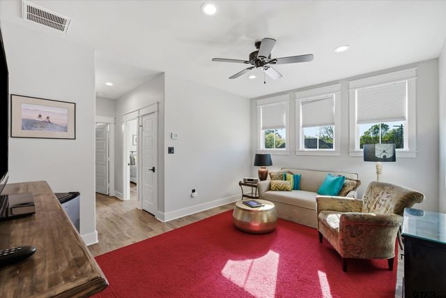 202 Winged Foot Dr, Hideaway, TX 75771