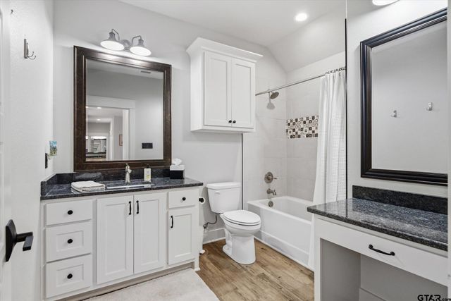 202 Winged Foot Dr, Hideaway, TX 75771