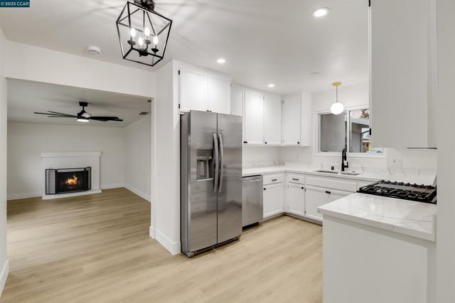 1863 San Clemente St, Fairfield, CA 94533