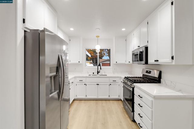 1863 San Clemente St, Fairfield, CA 94533