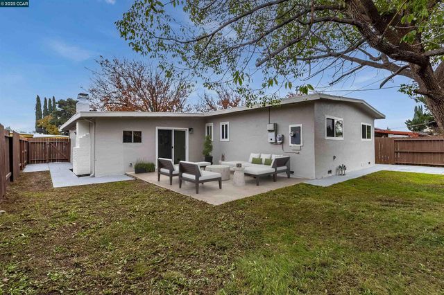 1863 San Clemente St, Fairfield, CA 94533