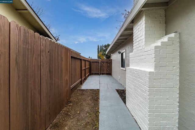 1863 San Clemente St, Fairfield, CA 94533