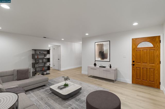 1863 San Clemente St, Fairfield, CA 94533