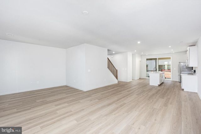 2506 NEABSCO COMMON PL, Woodbridge, VA 22191