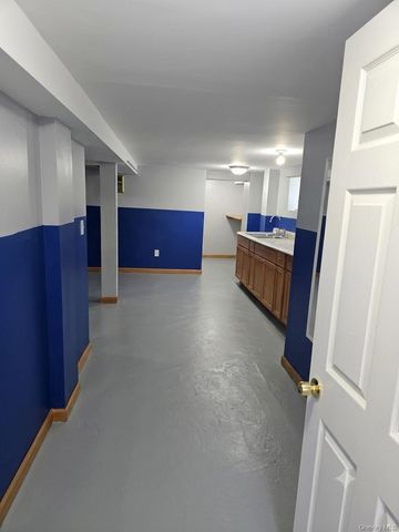 92-10 212th Place, Queens Village, NY 11428