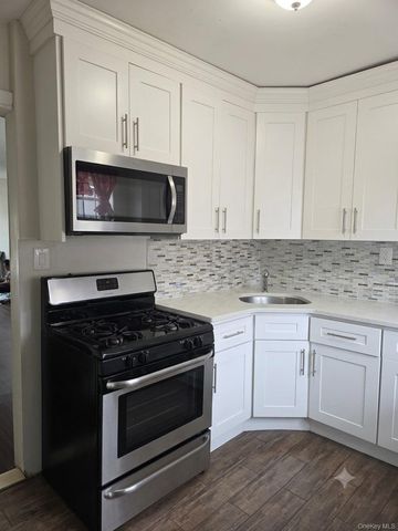 92-10 212th Place, Queens Village, NY 11428
