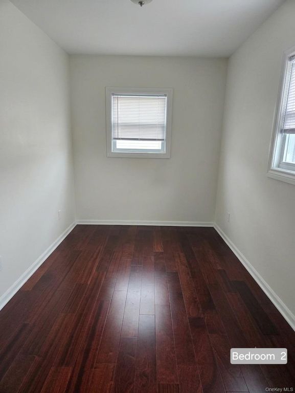 92-10 212th Place, Queens Village, NY 11428 — photo 4