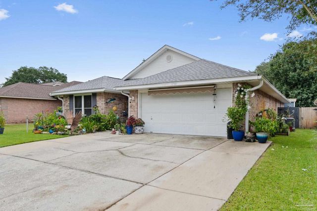 1739 Ivalea Cir, Navarre, FL 32566