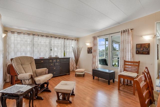 2001 SW 84th Avenue, Davie, FL 33324