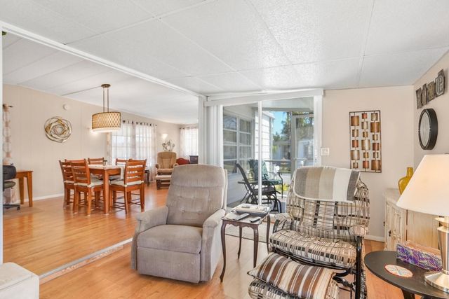 2001 SW 84th Avenue, Davie, FL 33324