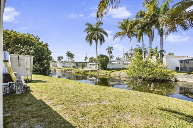 2001 SW 84th Avenue, Davie, FL 33324