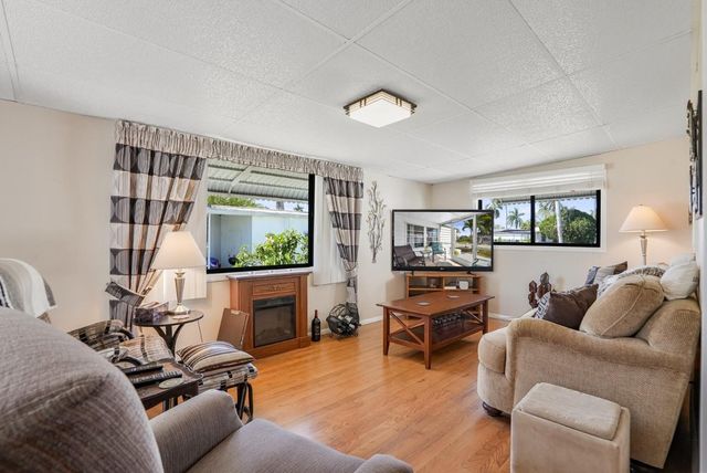 2001 SW 84th Avenue, Davie, FL 33324