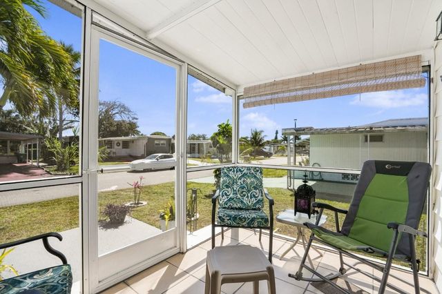 2001 SW 84th Avenue, Davie, FL 33324