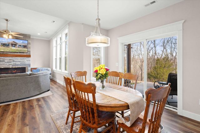 1062 S HIGHWAY UU, Columbia, MO 65203