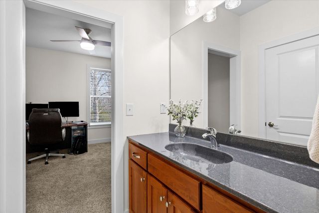 1062 S HIGHWAY UU, Columbia, MO 65203