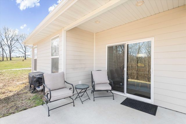 1062 S HIGHWAY UU, Columbia, MO 65203
