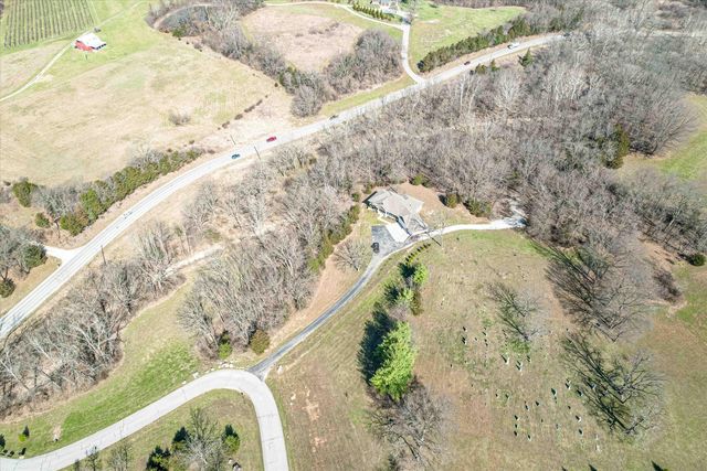 1062 S HIGHWAY UU, Columbia, MO 65203