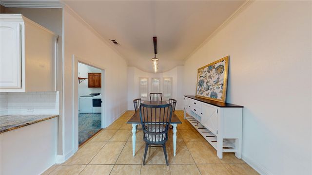 8 Chapel Hill Lane, Mclendon Chisholm, TX 75032
