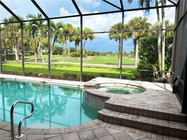 4991 Cerromar DR, Naples, FL 34112