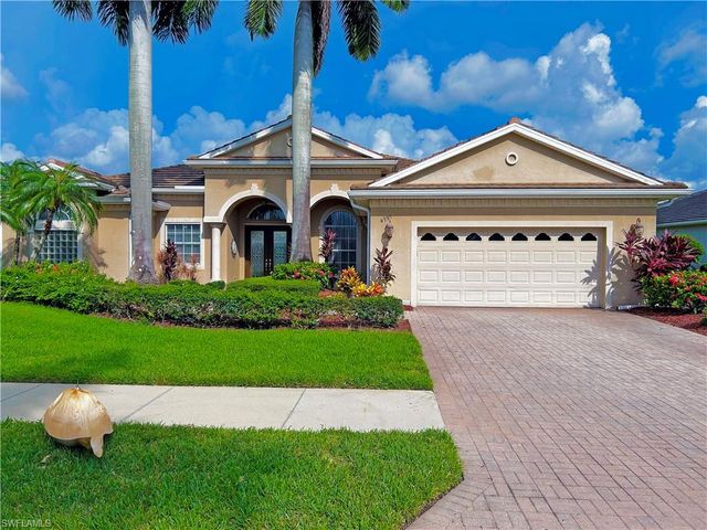 4991 Cerromar DR, Naples, FL 34112