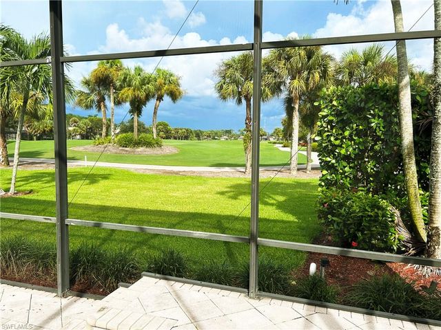 4991 Cerromar DR, Naples, FL 34112