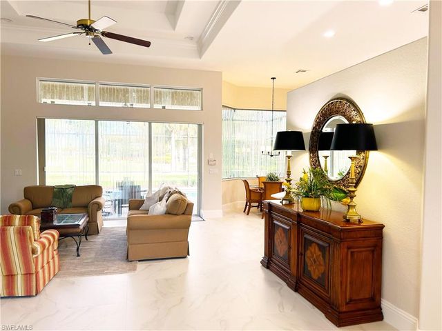 4991 Cerromar DR, Naples, FL 34112