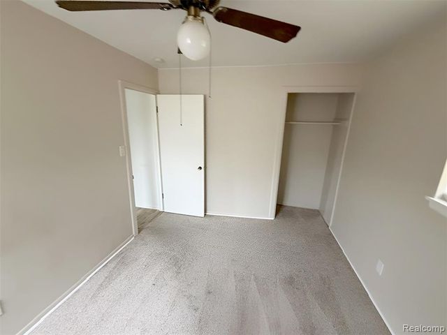 41 E Sheffield Avenue, Pontiac, MI 48340