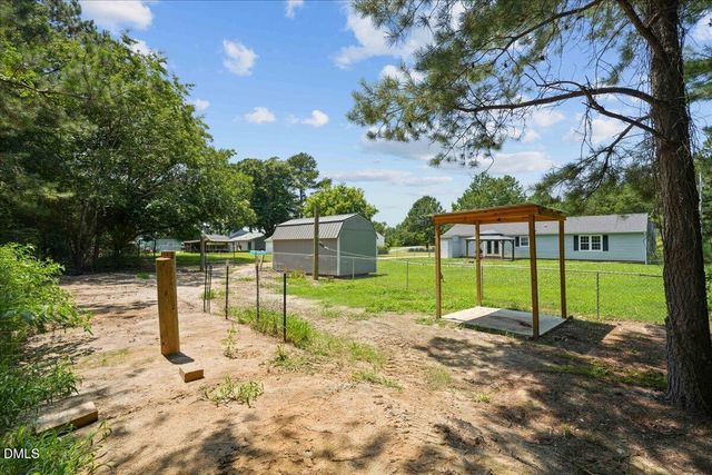 961 Pikeville Princeton Road, Pikeville, NC 27863