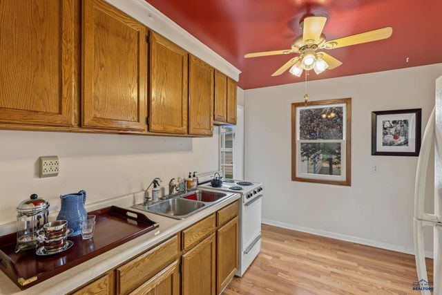 140 MEADE, Rapid City, SD 57701