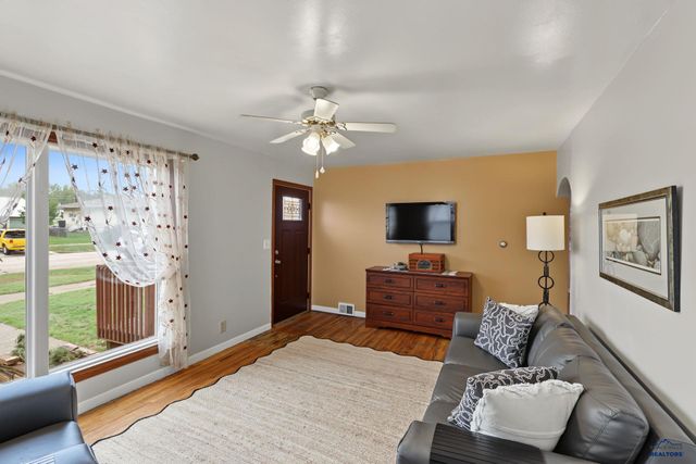 140 MEADE, Rapid City, SD 57701