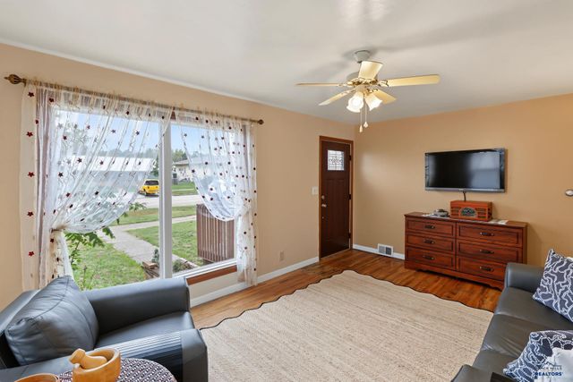 140 MEADE, Rapid City, SD 57701