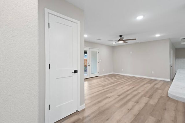 1707 W Whitendale Avenue, Visalia, CA 93277