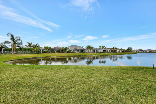 727 SE Boboli Way, Port St. Lucie, Port St Lucie, FL 34984