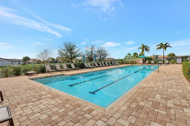 727 SE Boboli Way, Port St. Lucie, Port St Lucie, FL 34984