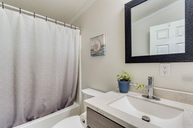 14931 SW 158th Ter, Rose Hill, KS 67133