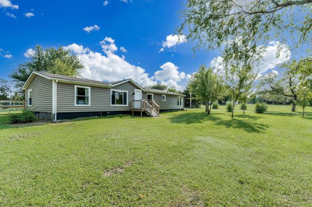 14931 SW 158th Ter, Rose Hill, KS 67133