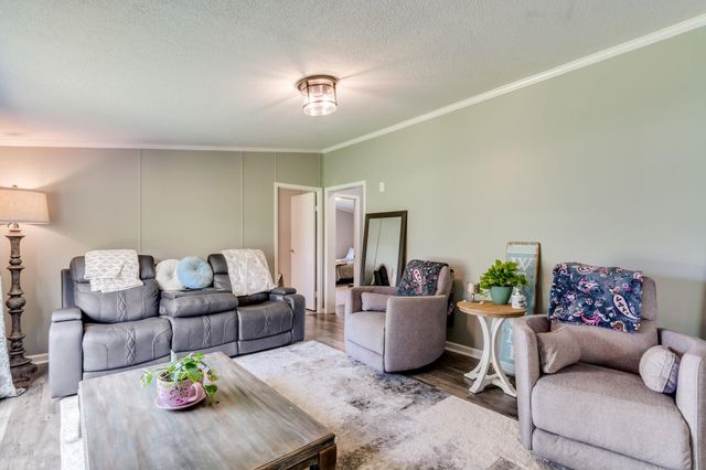 14931 SW 158th Ter, Rose Hill, KS 67133