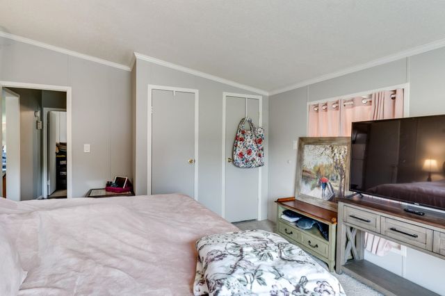 14931 SW 158th Ter, Rose Hill, KS 67133