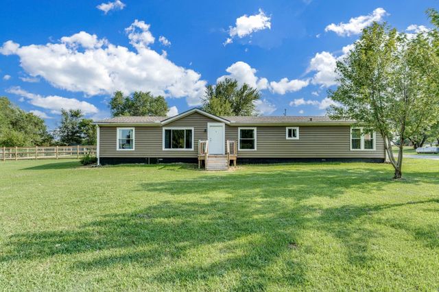 14931 SW 158th Ter, Rose Hill, KS 67133