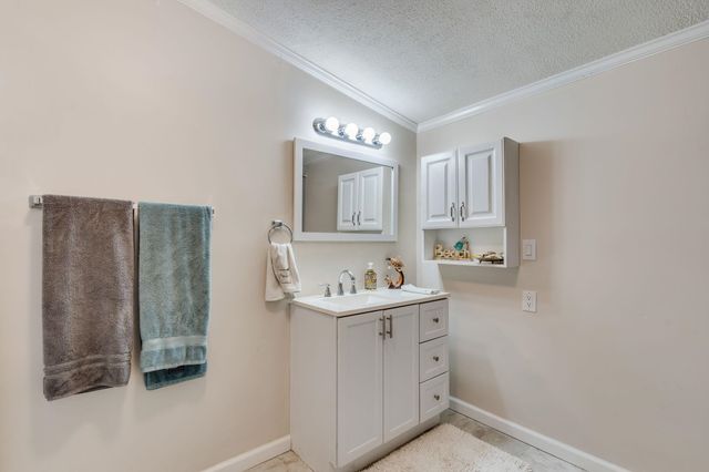 14931 SW 158th Ter, Rose Hill, KS 67133