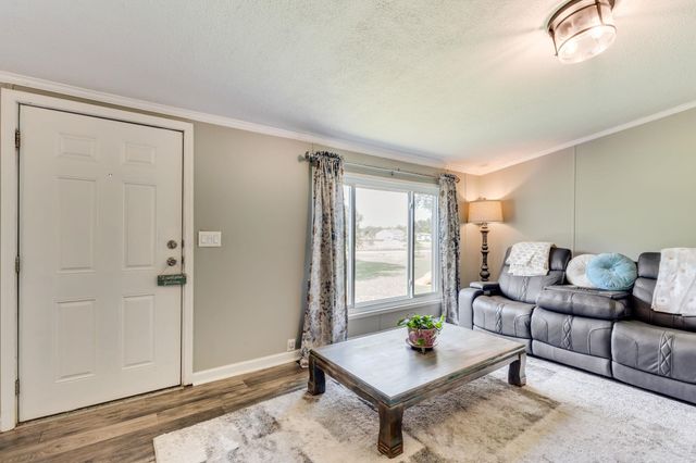 14931 SW 158th Ter, Rose Hill, KS 67133