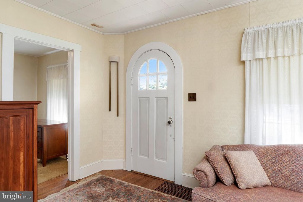 304 LINCOLN AVE, HIGHTSTOWN, NJ 08520 — photo 4