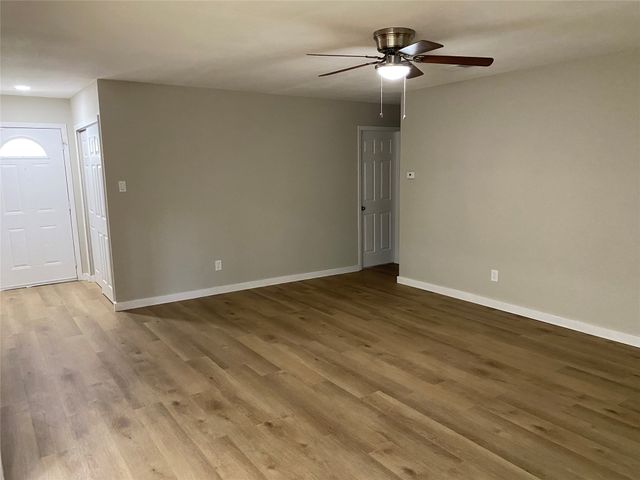 2509 Harbor Trail, Irving, TX 75060