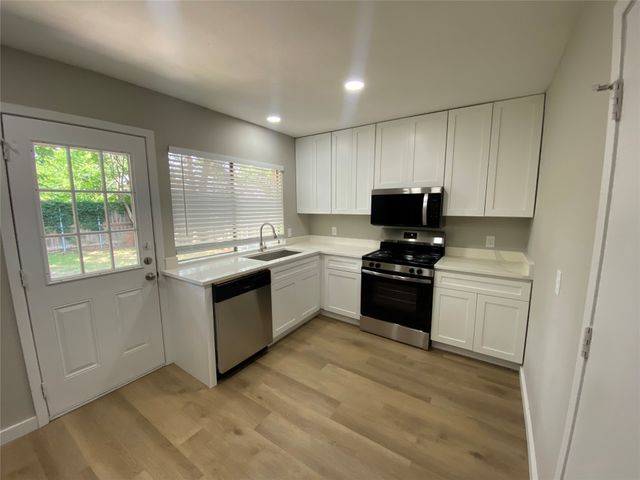 2509 Harbor Trail, Irving, TX 75060