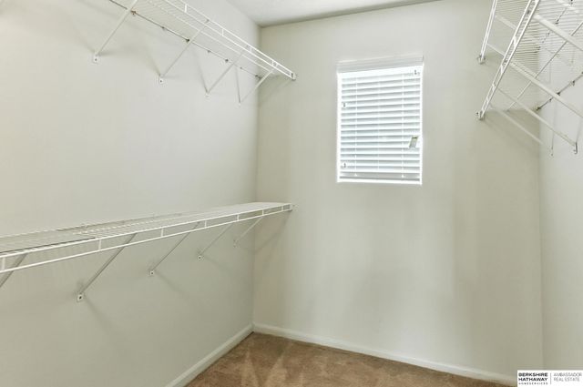 7505 S 180th Avenue, Omaha, NE 68136