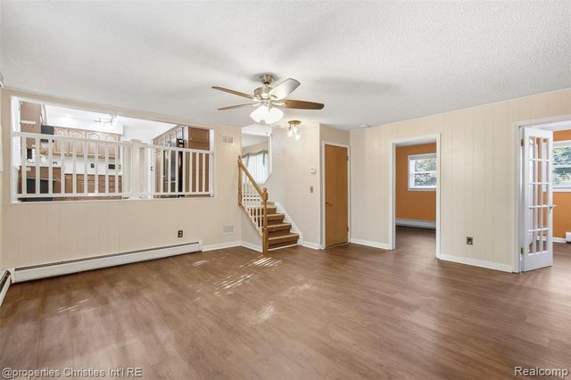 36521 Gloucester Drive, Clinton Township, MI 48035