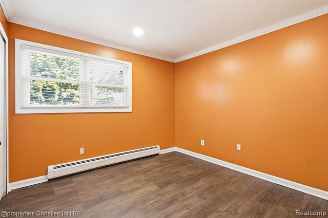 36521 Gloucester Drive, Clinton Township, MI 48035