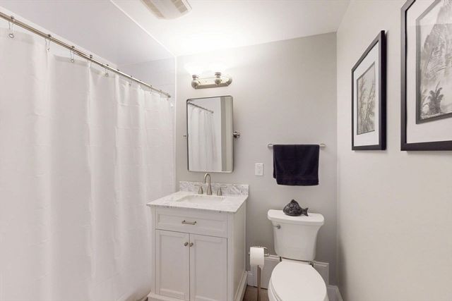 23 Greenleaves 107, Amherst, MA 01002